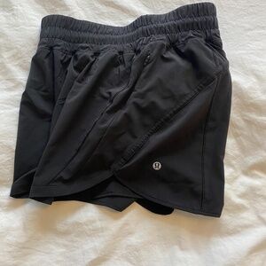 LULULEMON  Women's Athletic Shorts, Black size 6